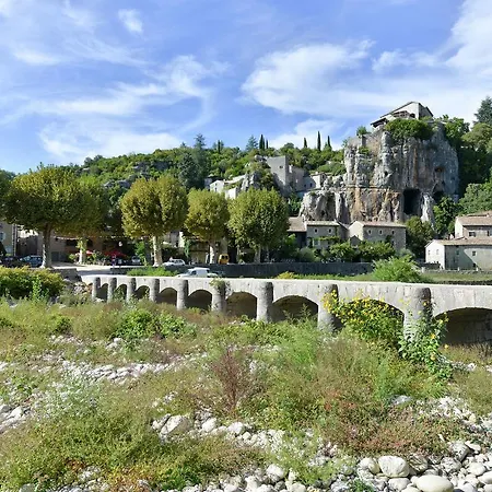 Holiday home With Pool In Ard Che Saint Alban Auriolles